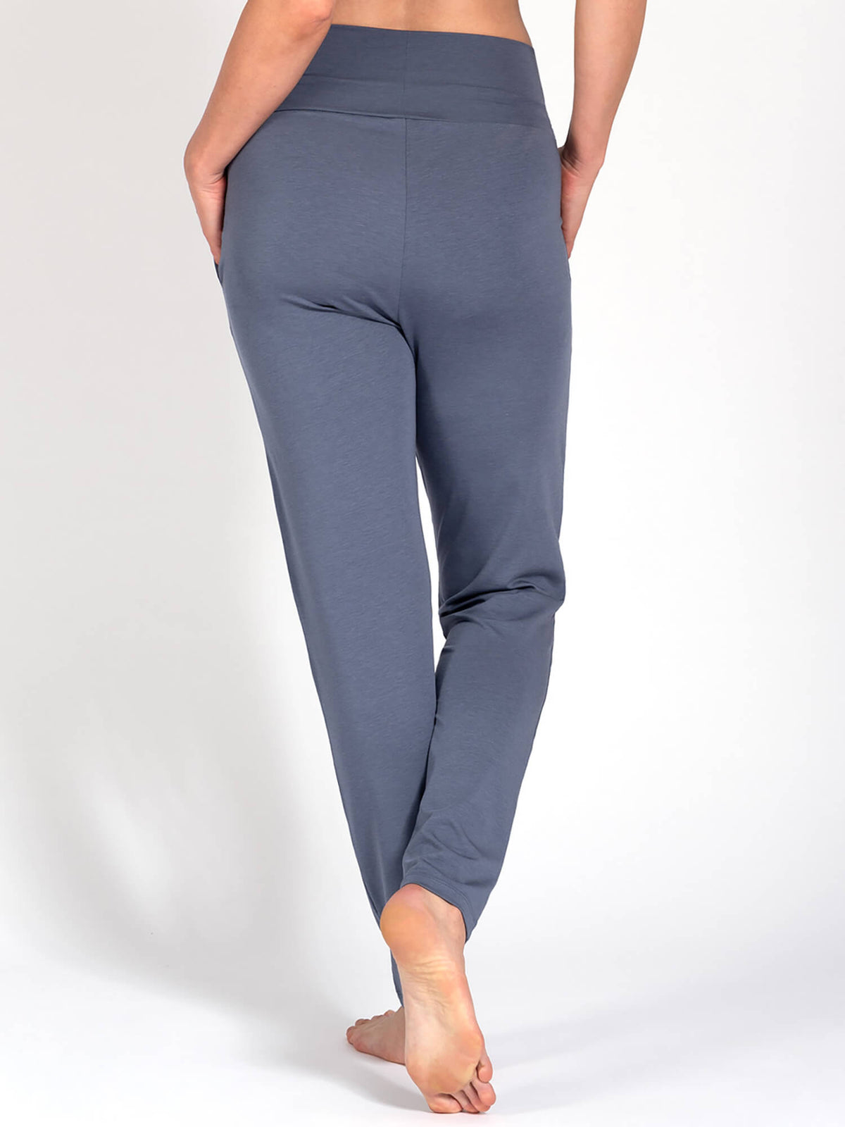Yogahose Susan - Blue Grey, aus Naturmaterial