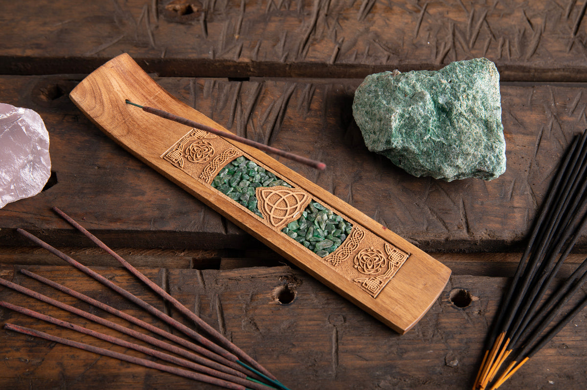 Schiffchenhalter mit Aventurin - Keltischer Knoten