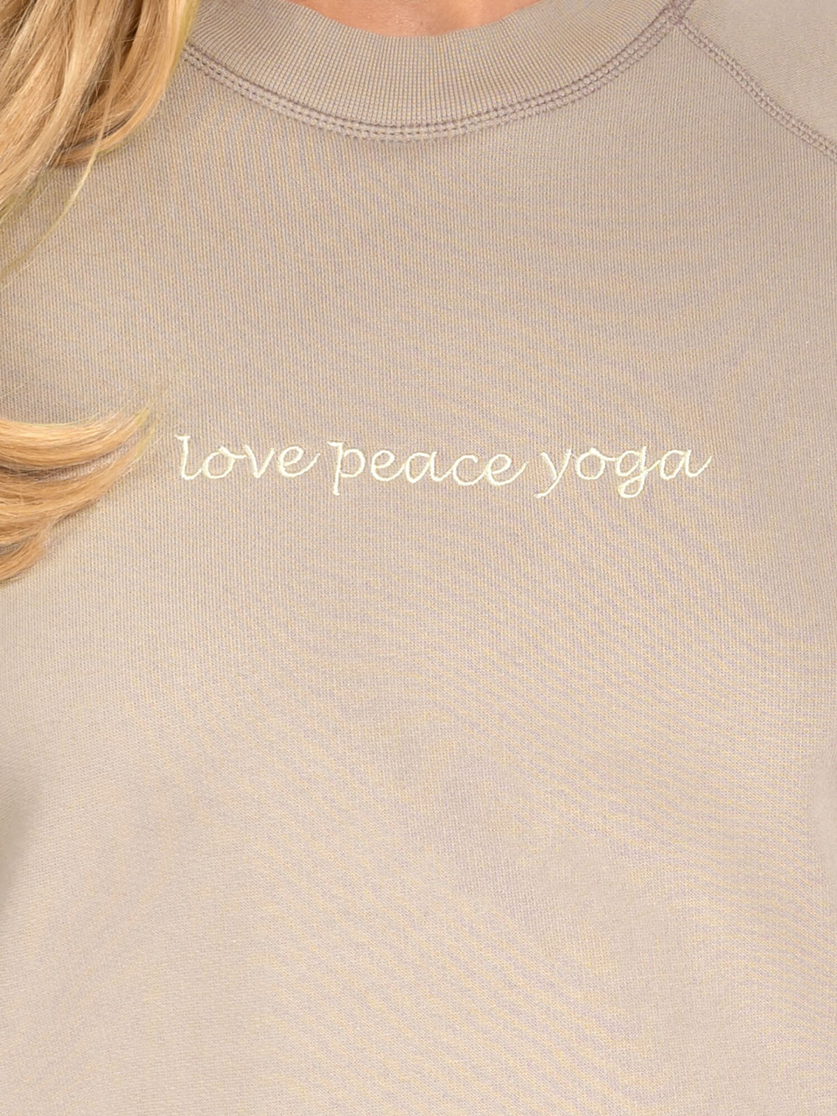 Sweater Bella - Taupe mit Love Peace Yoga