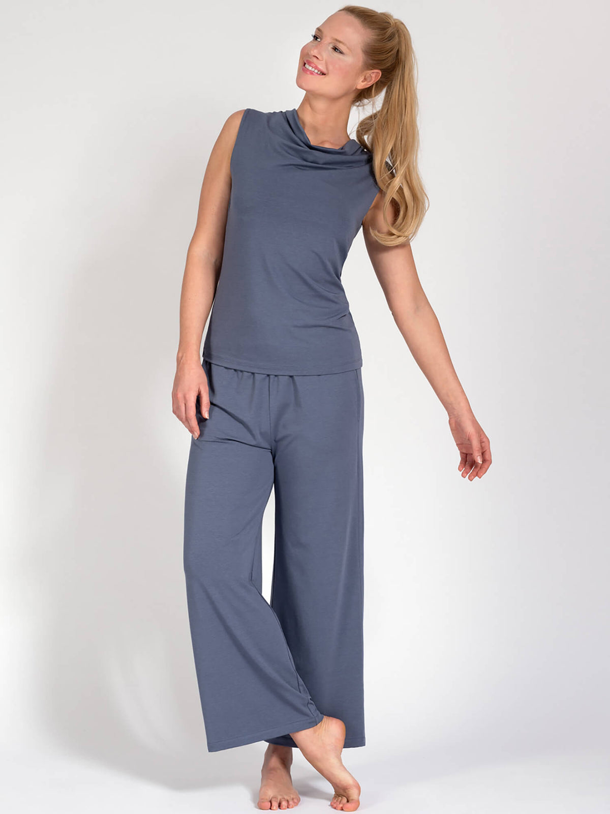 Yogahose Naomi - Blue Grey, aus Naturmaterial