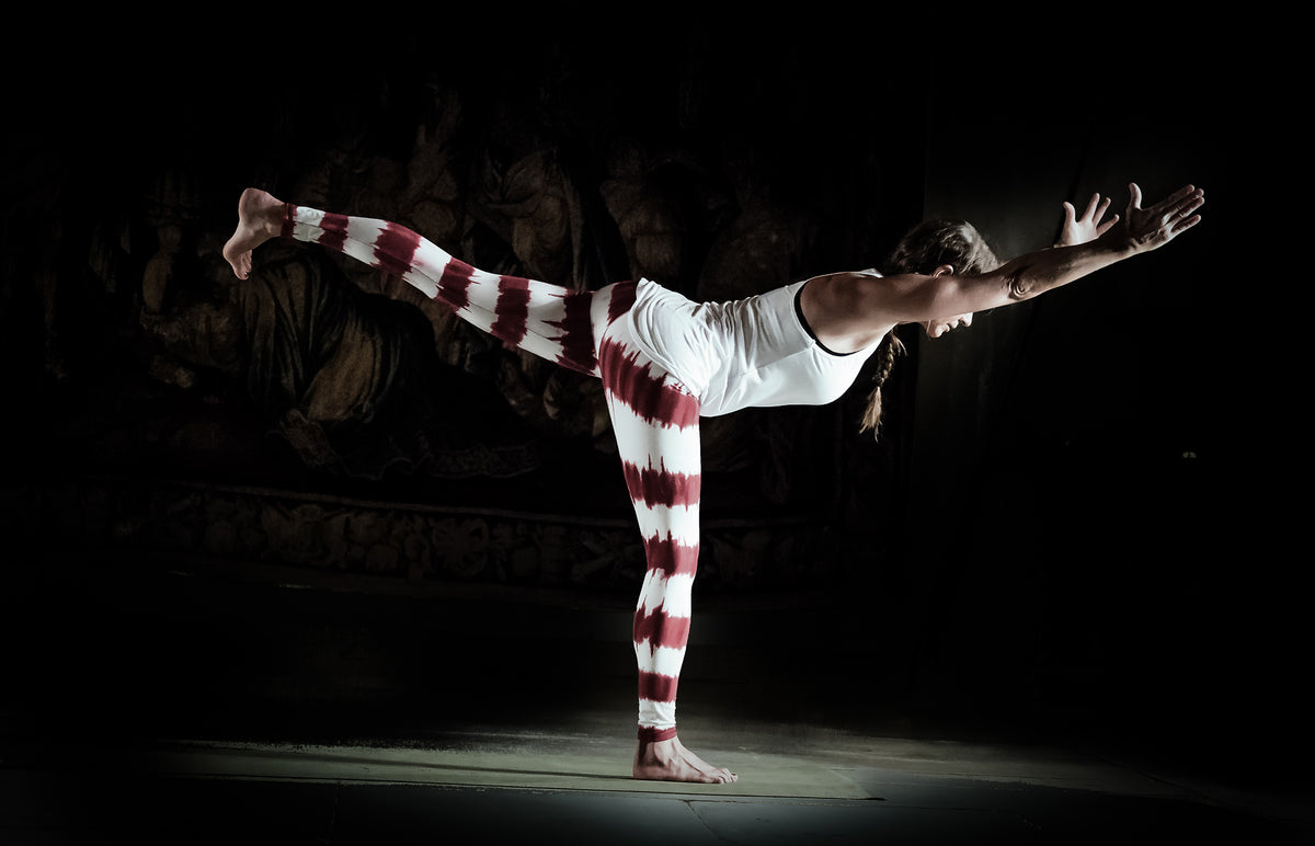Yoga-Batik-Leggings "Lava" - rot/weiss